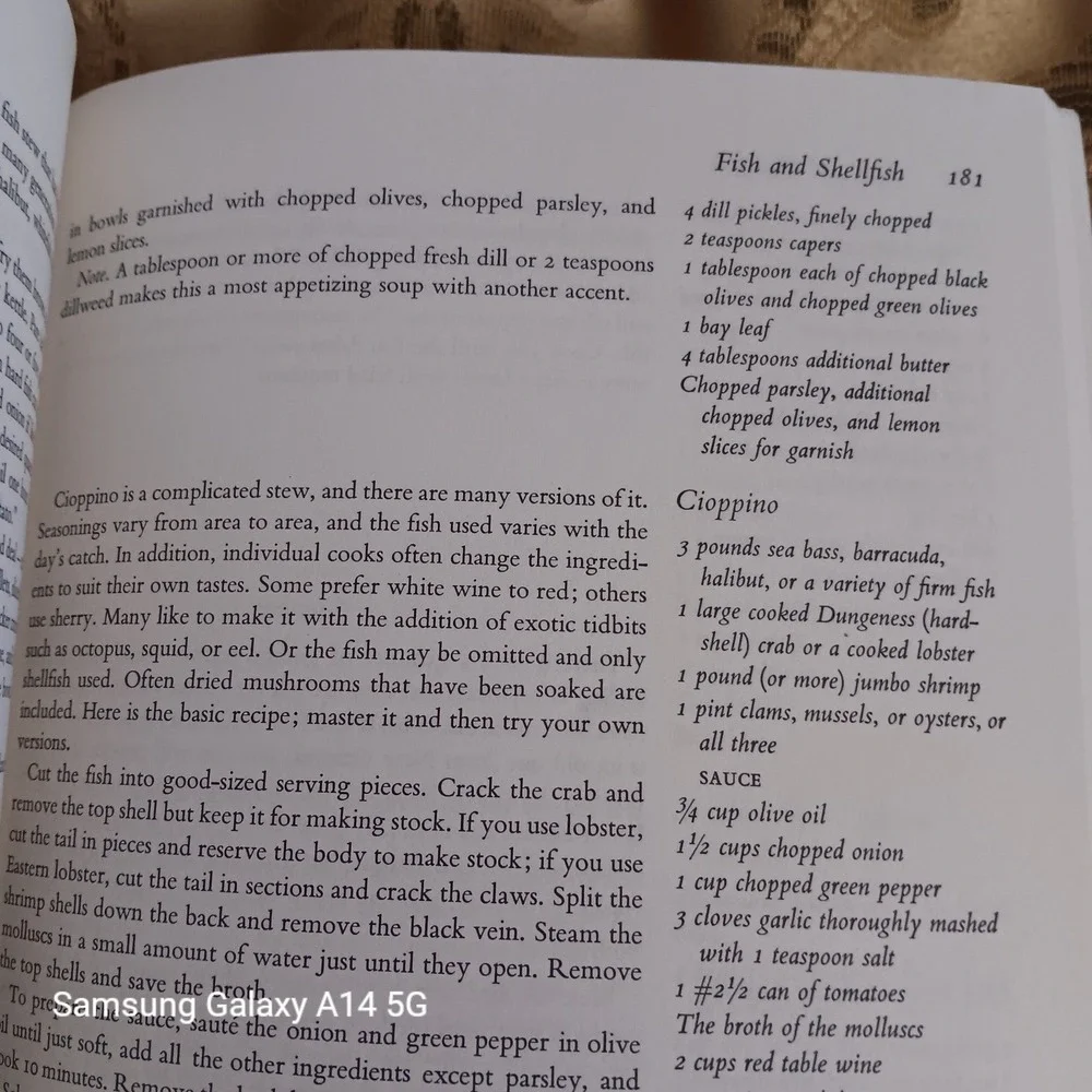 James Beard's American Cookery Hardcover Cookbook 1972 Ill. Earl Thollander